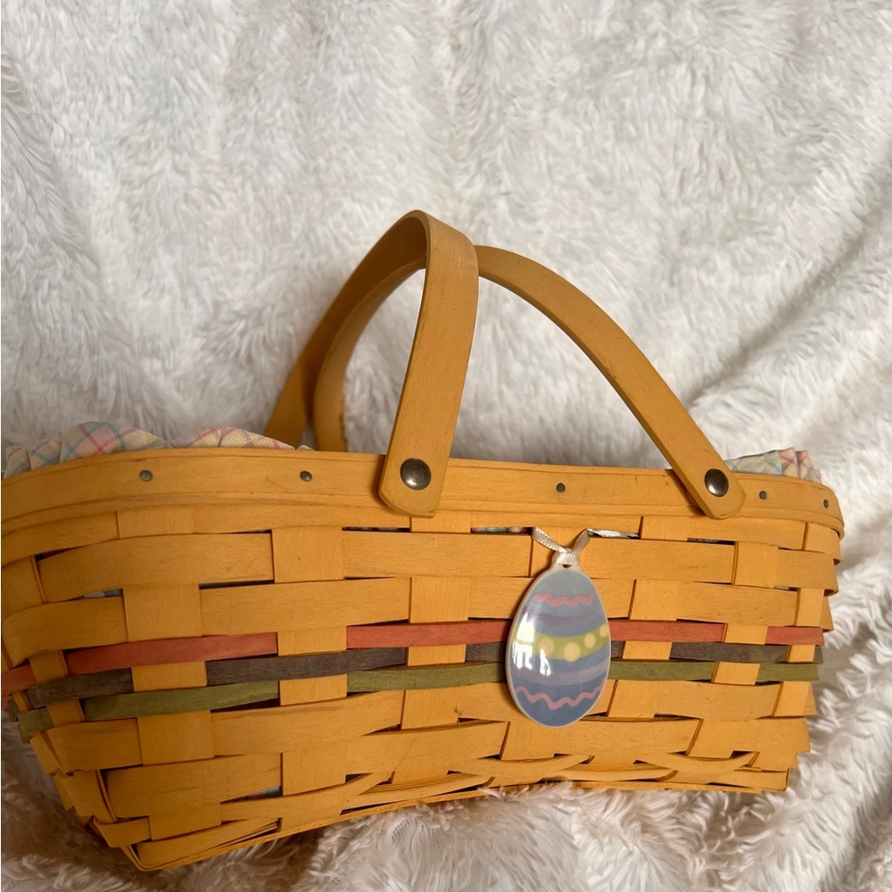 2005 Longaberger Easter basket 19th Edition. Liner, tie and plastic included